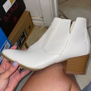 White brand new booties! Size 8! WORN ONCE!